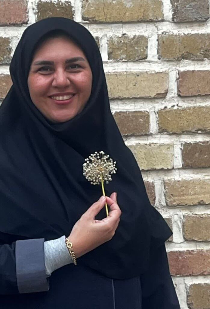 1380388 حضور داوری مجرب از دیار لرستان در جشنواره قصهگویی کرمانشاه