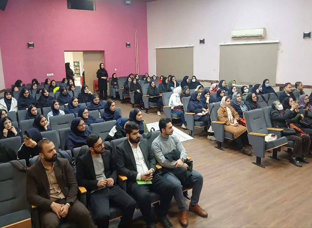 1380433 کارگاه آموزشی «کاربرد هوش مصنوعی در مدیریت پسماند» در رشت برگزارشد