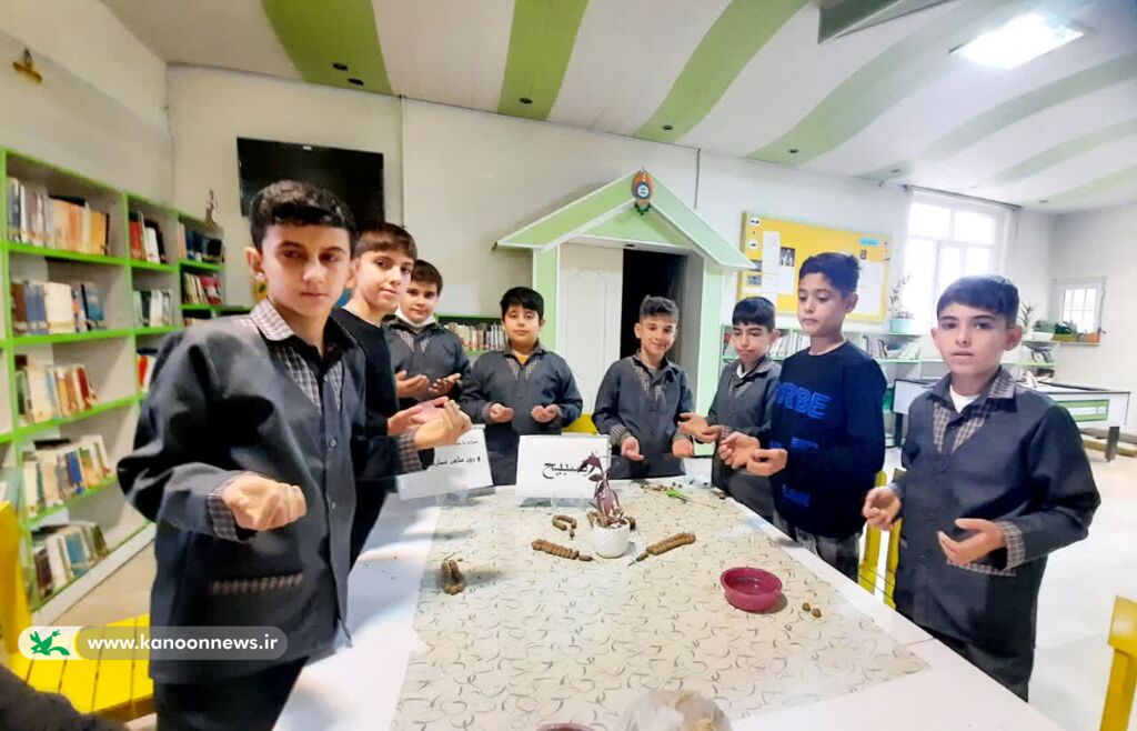 1380509 اجرای پویش تسبیح با رایحه مادرانه در مراکز فرهنگی- هنری کانون همدان