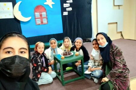 کانون یاران مرکز فرهنگی‌هنری کازرون جشن میلاد حضرت زهرا (س) را با خلاقیت و شادی برگزار کردند