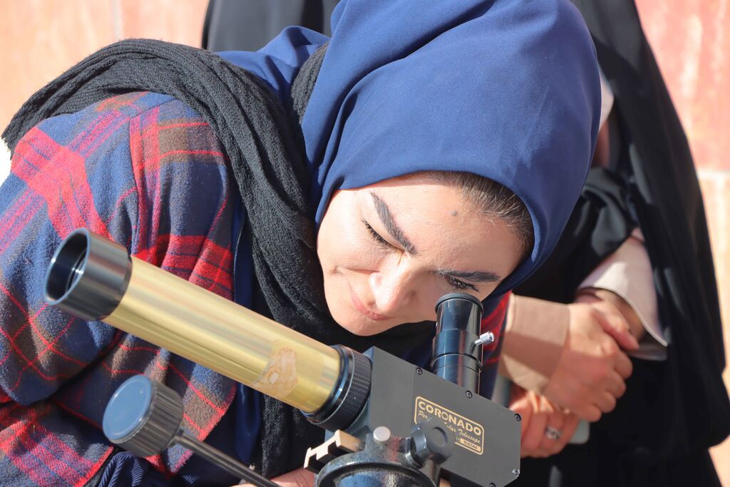 1381204 یک روز علمی شگفتانگیز برای مربیان و کارشناسان پژوهشگر استان تهران