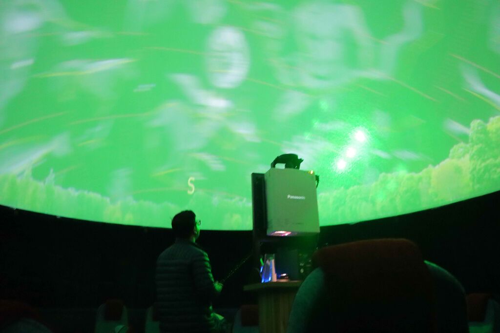 1381205 یک روز علمی شگفتانگیز برای مربیان و کارشناسان پژوهشگر استان تهران