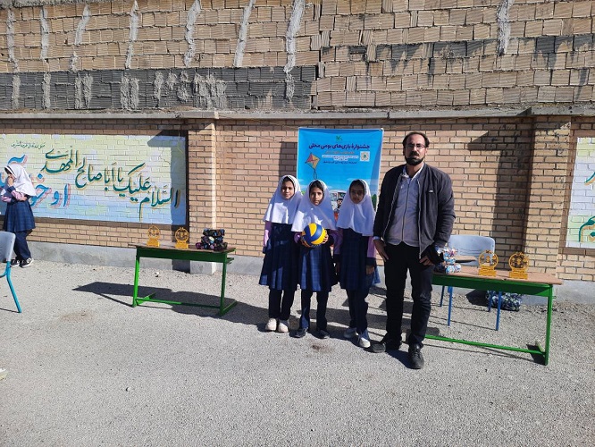 1381399 کتابخانهی سیار روستایی فریدونشهر؛ پُل جشنواره بازیهای بومی و محلی به دوردستترین روستاها و مناطق عشایری