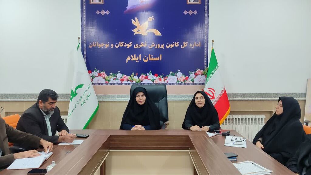 1381408 هماندیشی و هماهنگی برای برگزاری منسجم جشنواره قصهگویی در ایلام