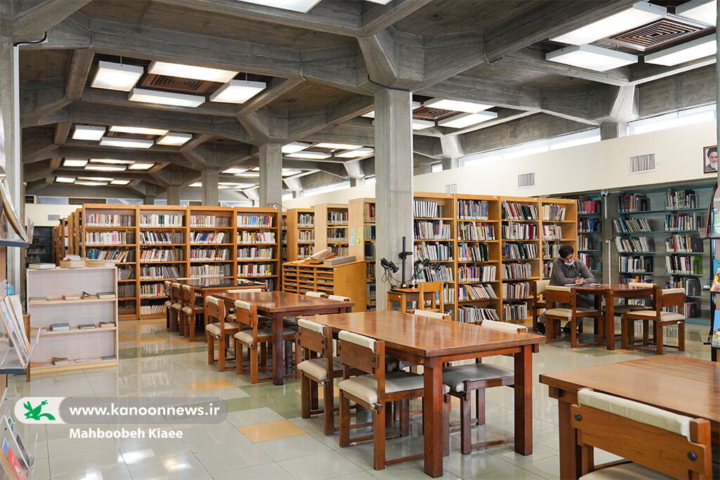 1381485 از دیویی تا دیجیتال؛ کتابخانه مرجع کانون در مسیر نوشدن