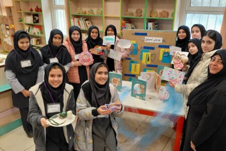 ویژه‌برنامه «تسبیح یاس» در مرکز ۳۱ کانون استان تهران برگزار شد