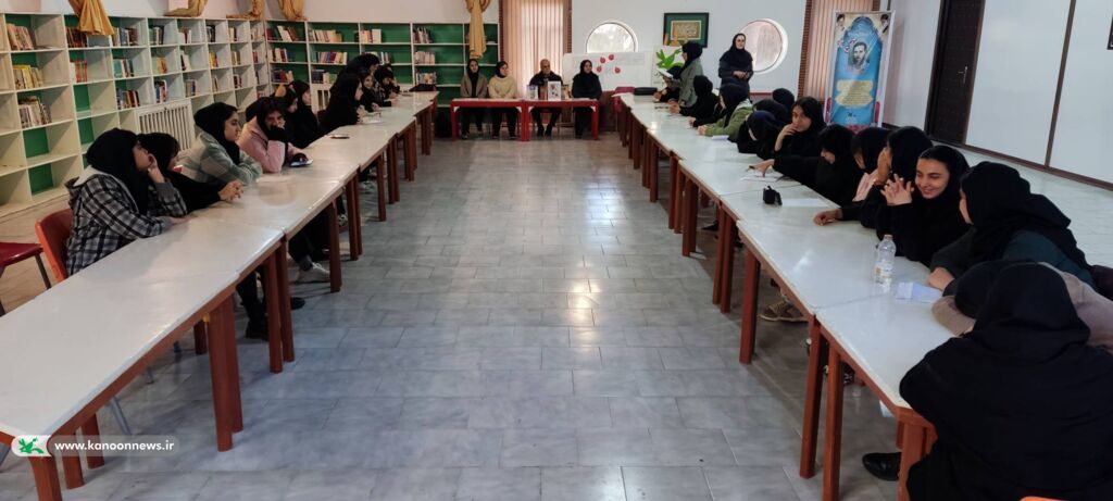 1382116 «شعر سپید یلدا»؛ پیوند ادبیات، آیینهای کهن و خلاقیت نوجوانان در کانون پرورش فکری کودکان و نوجوانان کردستان