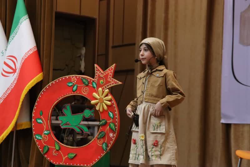 1382266 آغاز جشنواره مرحله استانی جشنواره قصه گویی کانون استان ایلام