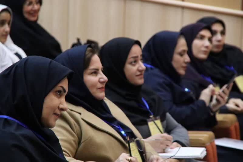 1382268 آغاز جشنواره مرحله استانی جشنواره قصه گویی کانون استان ایلام