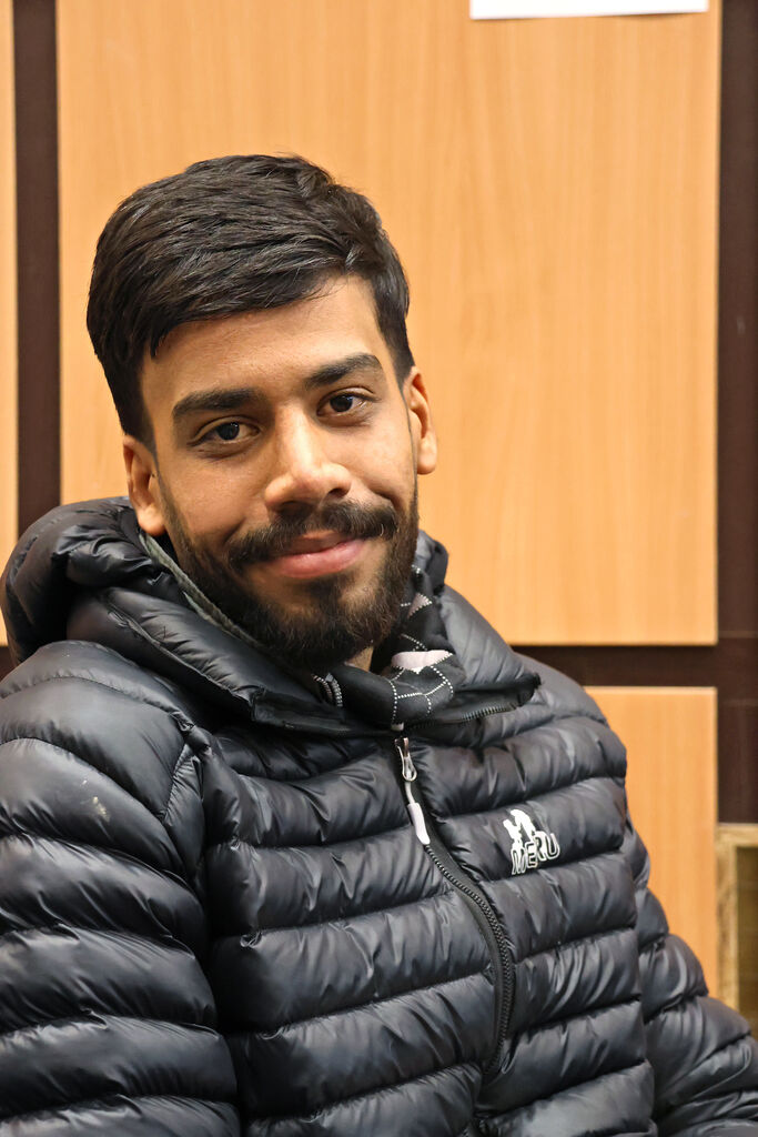 1382619 گفتوگو با قصهگوی کازرونی جشنواره قصهگویی کانون؛ اشکان باقری