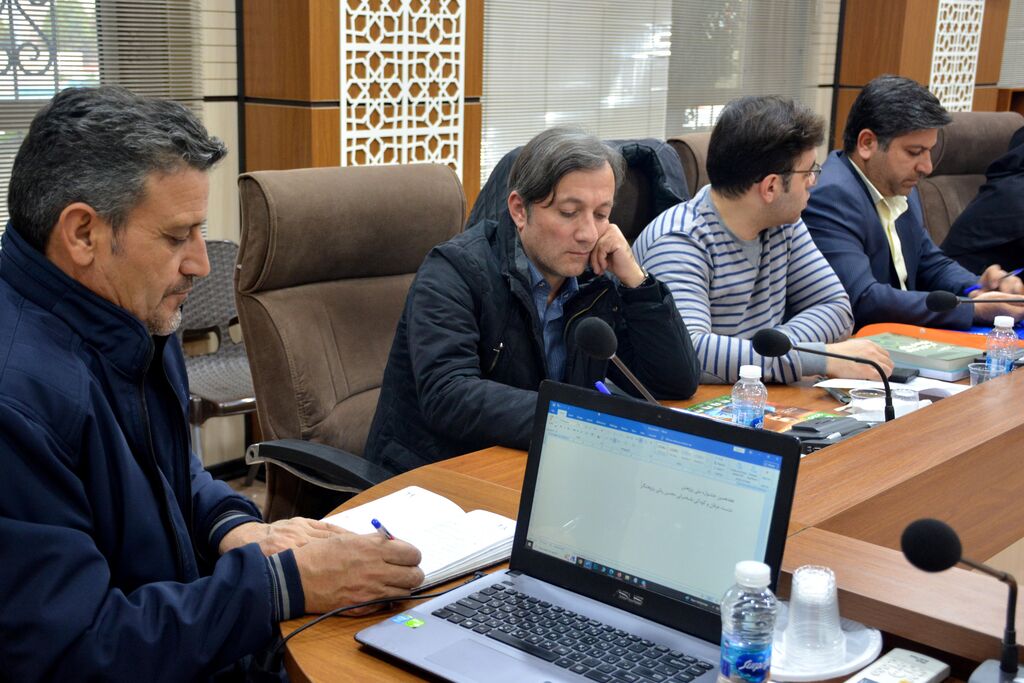 عرفان و کودکی بیش از کتاب، مربی‌محور است