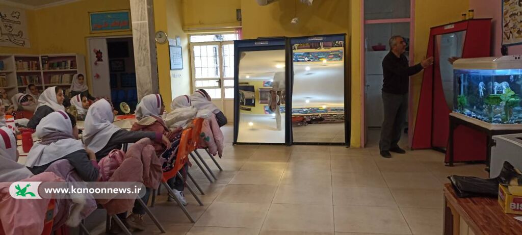 1383047 بازدید علمی و آموزشی دانشآموزان پایه سوم دبستان از مرکز علوم و فناوریهای نوین سنندج