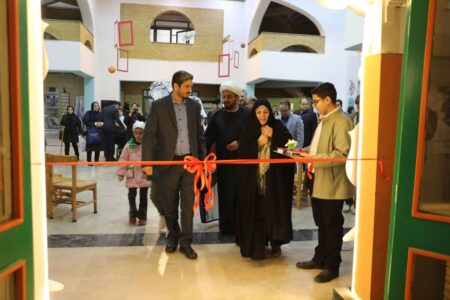 افتتاحیه اولین نمایشگاه جشنواره‌ی ملی عروسک‌های سرزمین من، همزمان با آغاز جشنواره‌ی قصه‌گویی استان تهران