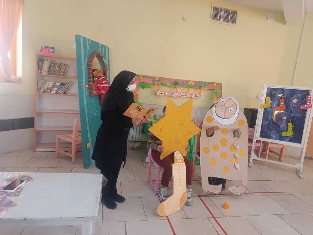 1383953 کتابها روی صحنه خیال؛ اجرای طرح «کتابنما» در مراکز کانون استان فارس