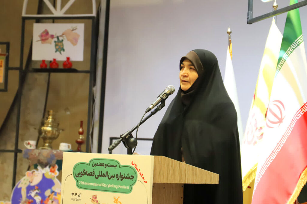 1383972 مدیرکل کانون اردبیل: قصهگویی پیوند عاطفی میان والدین و فرزندان را تقویت میکند