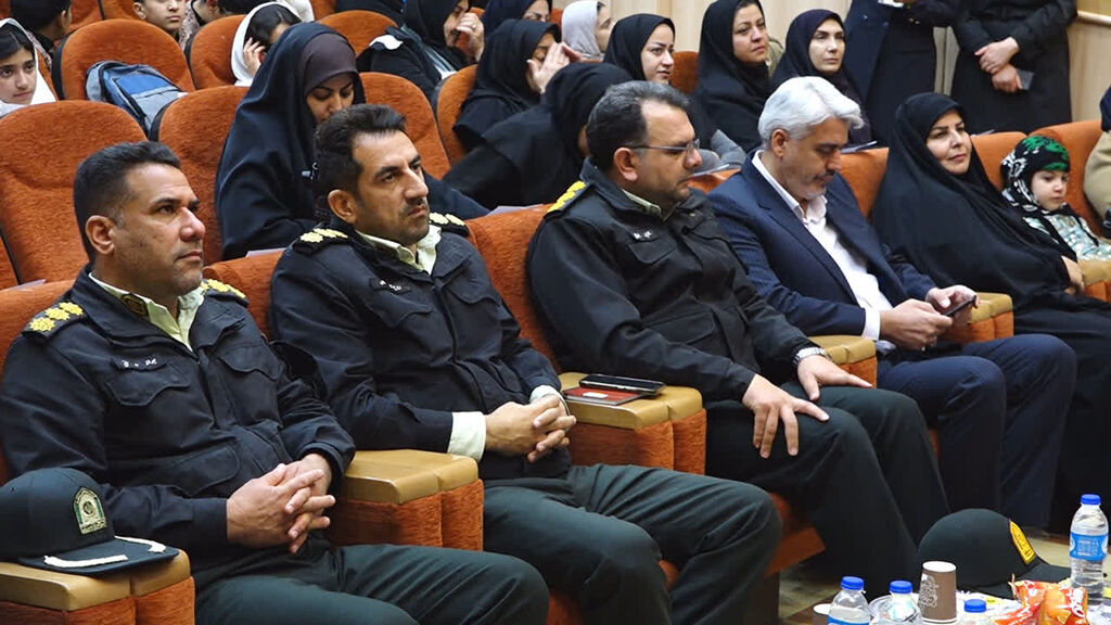 حضورعضو سابق کانون پرورش فکری کودکان ونوجوانان استان ایلام درآیین اختتامیه