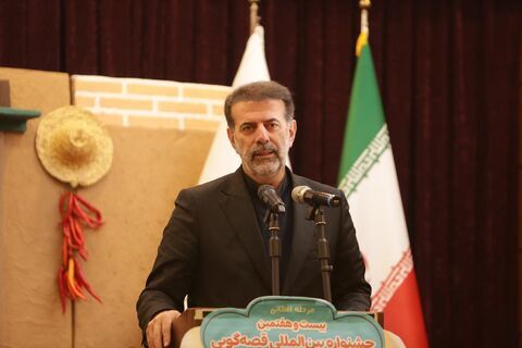 1384412 قصهگویی از ارکان مهم فرهنگ ایرانی است