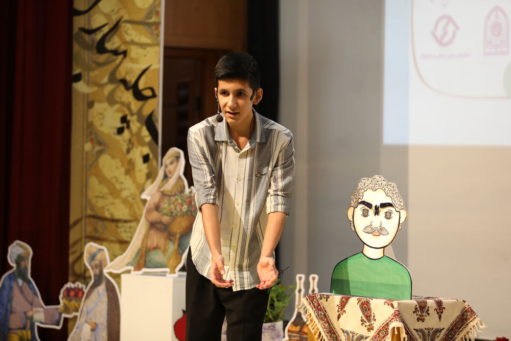 1384594 رقابت قصهگویان روز دوم جشنوارهی بینالمللی قصهگویی استان تهران