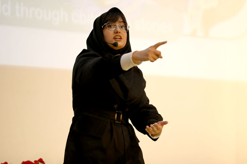 1384595 رقابت قصهگویان روز دوم جشنوارهی بینالمللی قصهگویی استان تهران