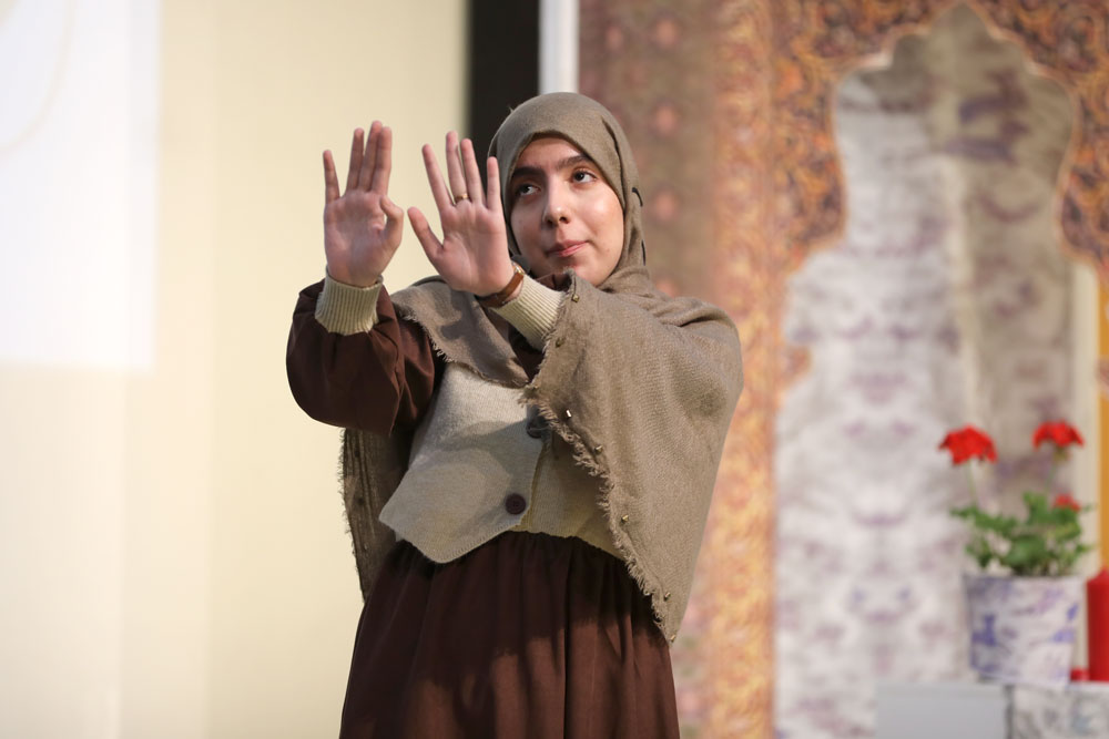 1384596 رقابت قصهگویان روز دوم جشنوارهی بینالمللی قصهگویی استان تهران