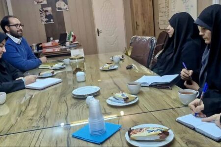 نشست مشترک کانون و بسیج جامعه زنان همدان با هدف هم‌افزایی در اجرای برنامه‌های فرهنگی