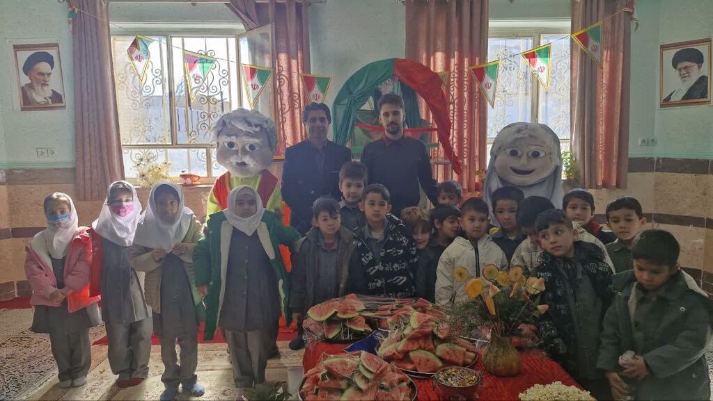 اعضا و مربیان مراکز کانون استان البرز به استقبال «شب یلدا» رفتند