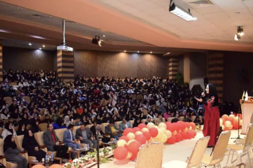 استقبال پرشور از قصه‌های یلدایی در دانشگاه رازی کرمانشاه