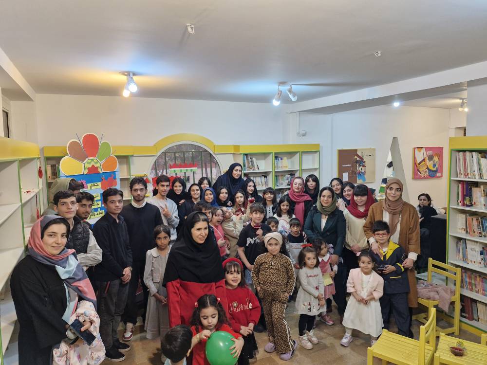 «یلدا؛ شبی به بلندای قصه و همدلی در مراکز ۳۳/۹/۲/پردیس/۱۰/اسلامشهر ۱/ ۳۸/۳۹/ دماوند /استان تهران»