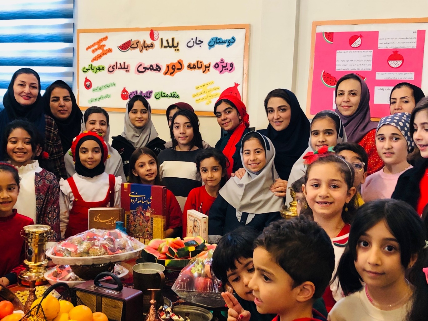 «یلدا؛ شبی به بلندای قصه و همدلی در مراکز ۳۳/۹/۲/پردیس/۱۰/اسلامشهر ۱/ ۳۸/۳۹/ دماوند /استان تهران»