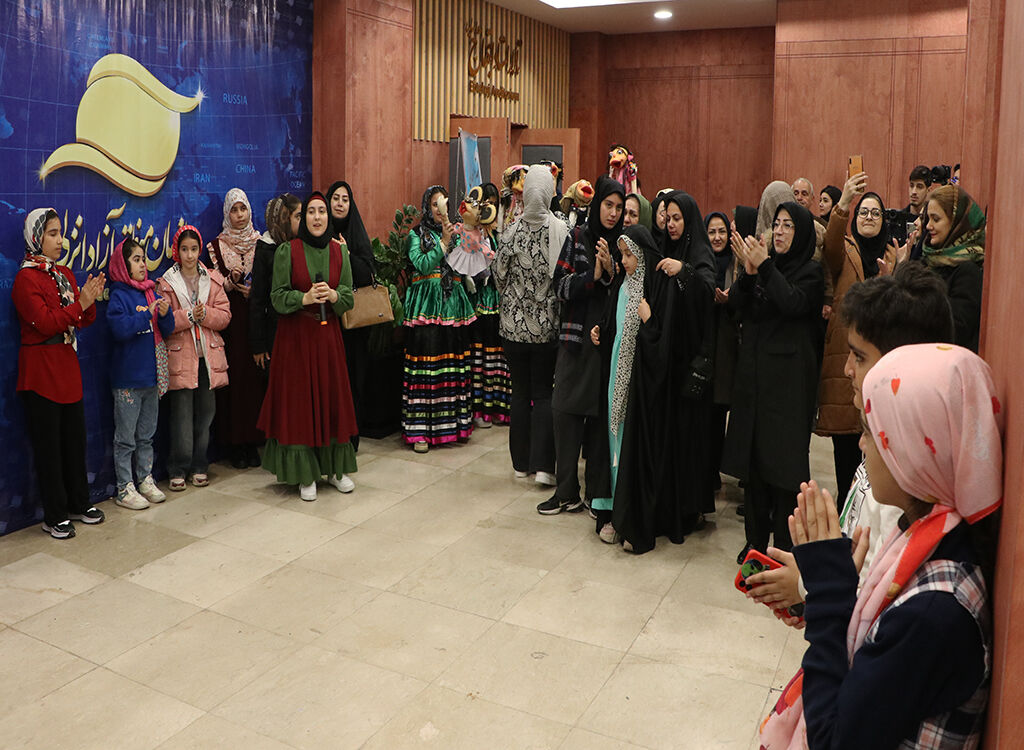 ۳۹ برگزیده مرحله استانی جشنواره قصه‌گویی در گیلان شناخته‌شدند