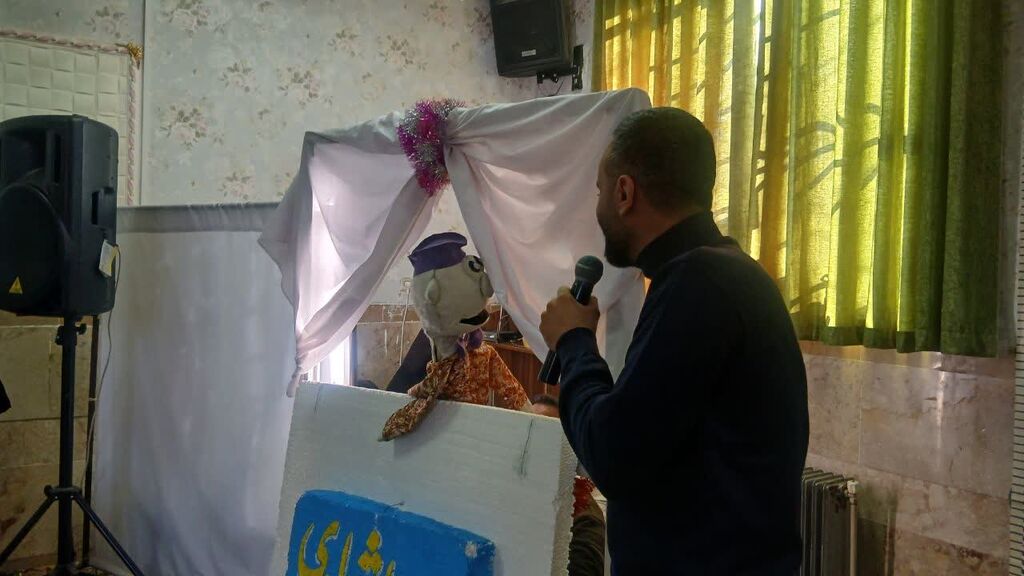 برنامه‌های یلدایی مرکز کنگاور در کانون و مدرسه