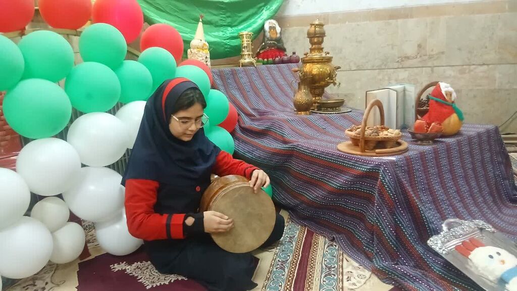 برنامه‌های یلدایی مرکز کنگاور در کانون و مدرسه