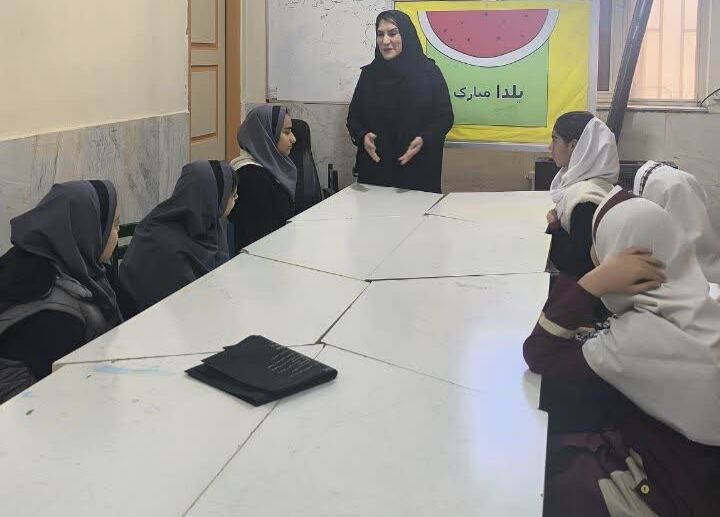 مربیان مرکز شماره ۳ یلدا را به مناطق کم‌برخوردار بردند