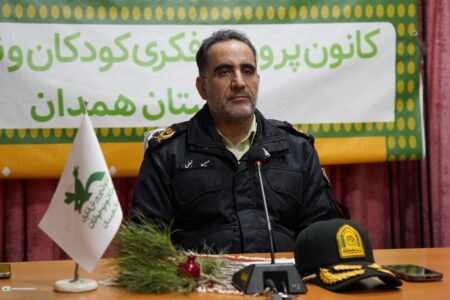 تقدیر سردار نجفی از قصه‌گویان محور ایثار و مقاومت جشنواره قصه‌گویی همدان