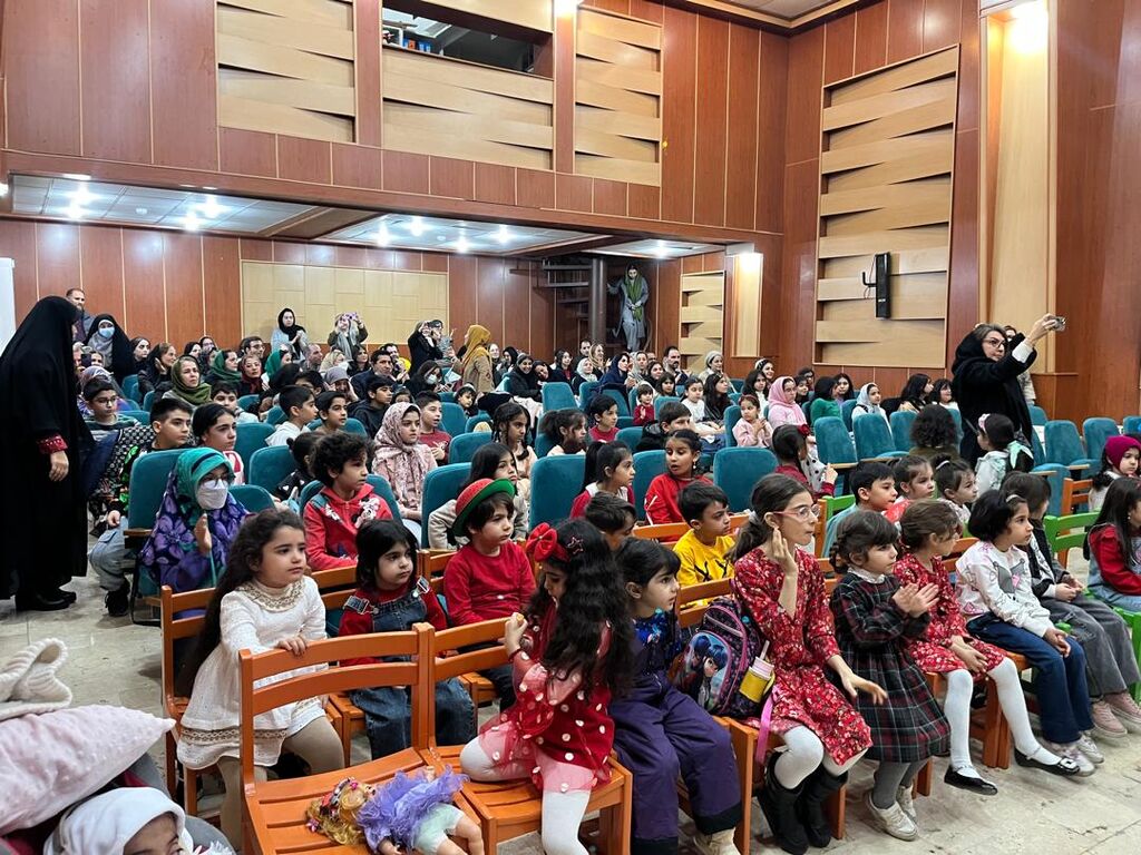 یلدادر مرکز  فراگیر ۴۰؛ شبی سرشار از مشارکت، شادی و امید