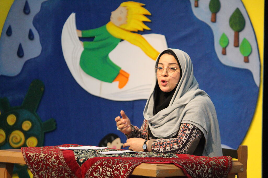 قصه‌گویی راهبرد اصلی کانون در تربیت فرهنگی کودکان و نوجوانان است