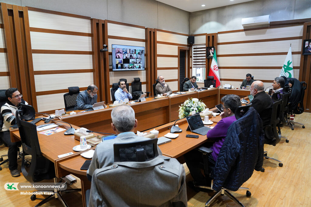 «محفل ستاره‌ها» باید به یک رویداد فرهنگی فراگیر در استان‌ها تبدیل شود