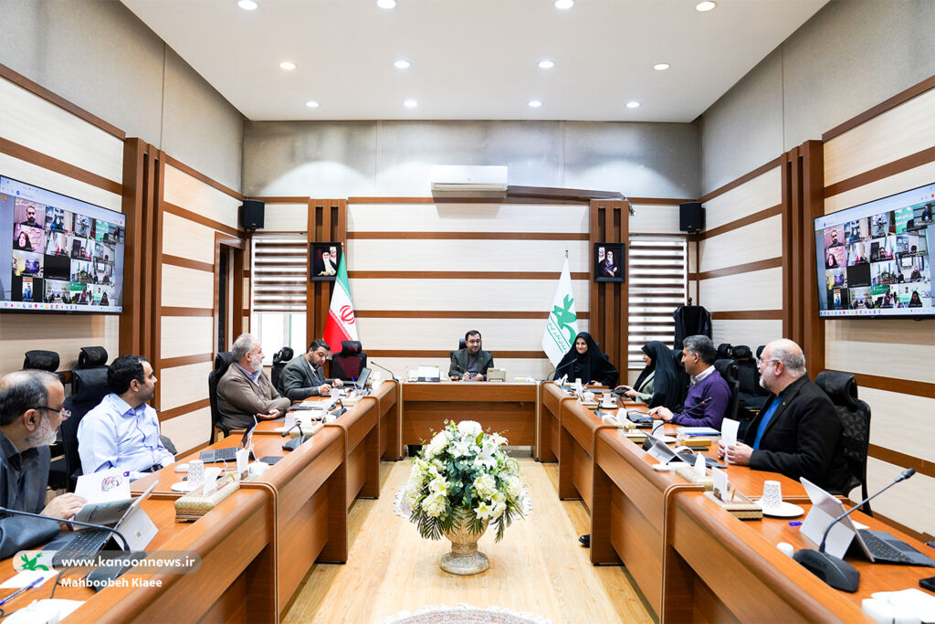 «محفل ستاره‌ها» باید به یک رویداد فرهنگی فراگیر در استان‌ها تبدیل شود