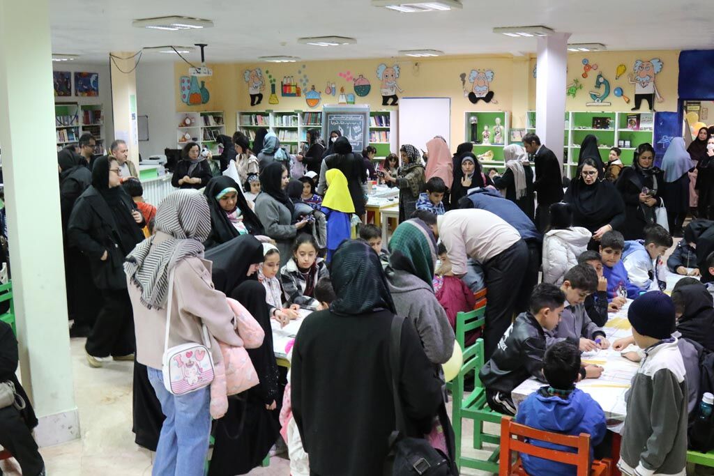 ویژه‌برنامه «تا ثریا» هم‌زمان با پرتاب ماهواره‌های ایرانی در کانون پرورش فکری مازندران برگزار شد