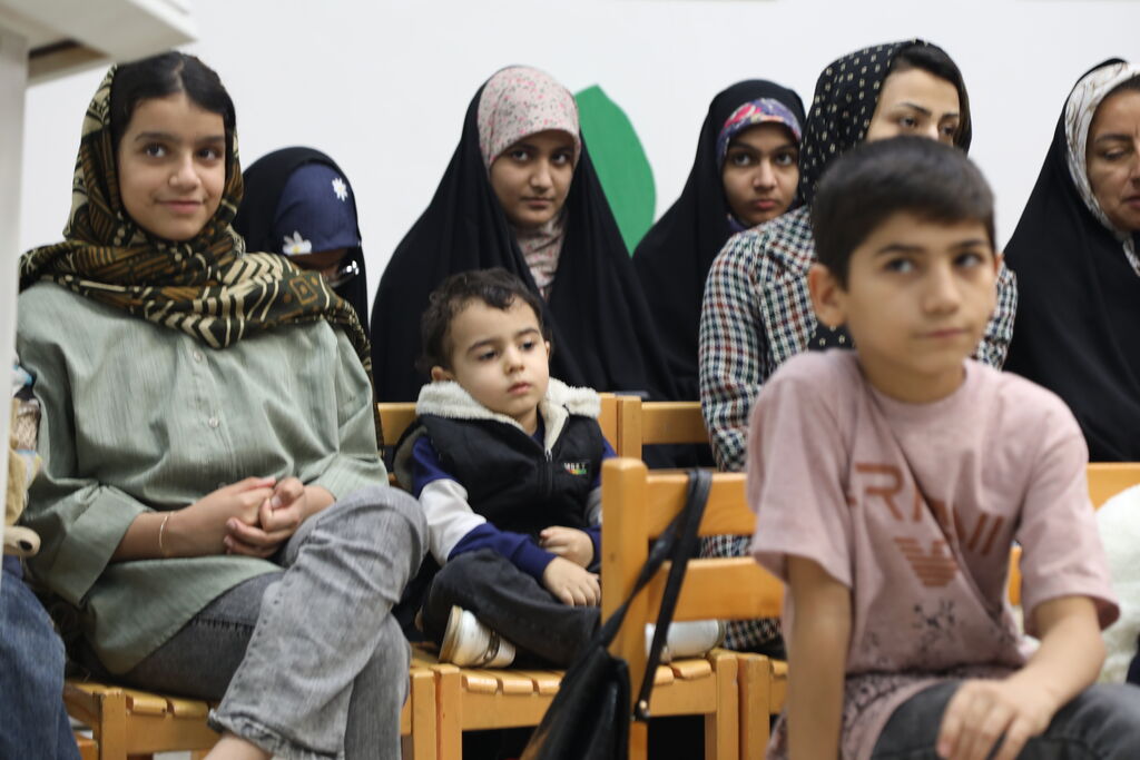 تاثریا تاثریا