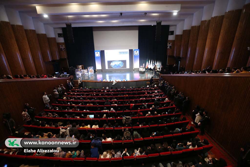 1390549 پرتاب ماهوارهها، پرواز رؤیاهای کودکان ایران به سوی آینده علمی است