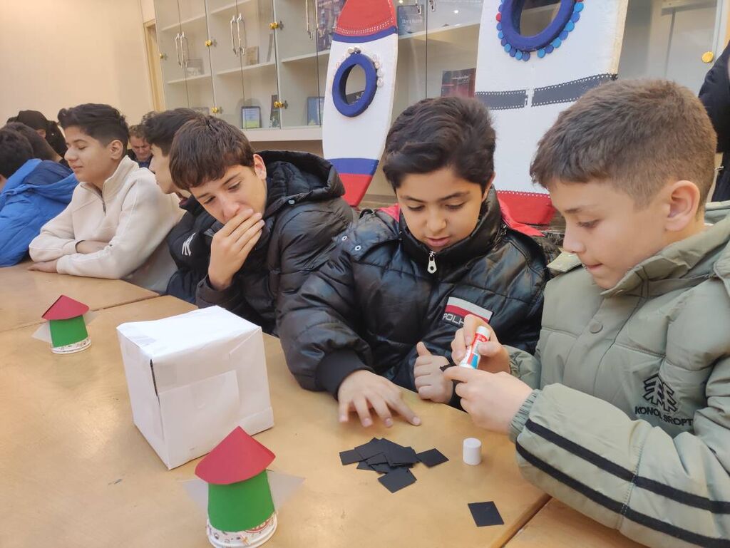 ویژه‌برنامه علمی‌فرهنگی« پرواز تا ثریا» در مرکز شماره 3 تبریز