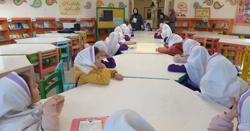 برگزاری ویژه‌برنامه ۹ دی و هفته بصیرت در مرکز سنقر