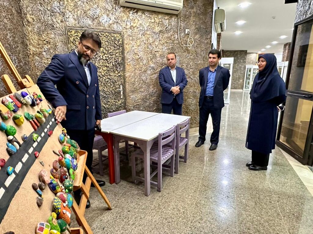 1392142 جشنواره قصه گویی زمینه ساز اجرای بهتر و موثرتر سایر فعالیت های کانون پرورش فکری است