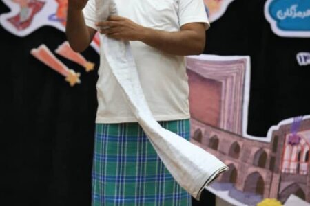 شادی کودکان اشتیاقم را برای قصه گویی دو چندان می کند