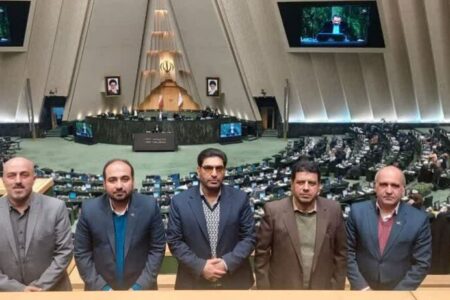 حضور مدیرکل کانون استان، معاون اداری مالی و مشاور مدیرکل در مجلس شورای اسلامی