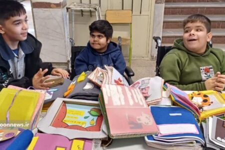 کتاب‌های حسی-لمسی کانون به مدارس علاقبندیان و ساعی رسیدند