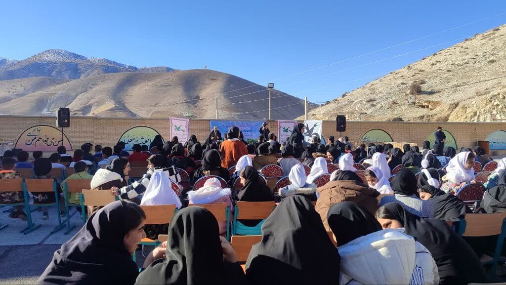 آیین اختتامیه جشنواره بازی های بومی محلی درکانون استان ایلام