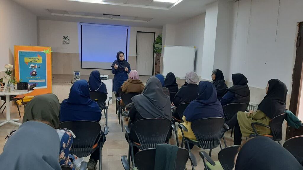 جان‌بخشی به خیال؛ آموزش «روش‌های ساخت پویانمایی» در کانون استان البرز