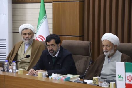 برگزاری جلسه شورای اجتماعی استان قم به ریاست استاندار در سالن اجتماعات مجتمع کانون قم